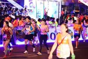 BIB: 
                            <button type="button" onclick="openModal(24188168)" class="btn btn-primary btn-sm float-right btn-popup" data-toggle="modal" data-target=".modal-high-quality">
                        <i class="fas fa-shopping-cart"></i> Add to Cart
                    </button>
                                            <button type="button" onclick="isThisMe(24188168, true)" class="btn btn-success btn-sm float-right btn-popup btn-isme hidden" data-toggle="tooltip" data-placement="bottom" title="นี่คือรูปของคุณใช่ไหม คลิกที่นี่เพื่อเอาเข้าอัลบั้ม">
                        <i class="fas fa-plus"></i> Add to album
                    </button>
                    <button type="button" onclick="isThisMe(24188168, false)" class="btn btn-warning btn-sm float-right btn-popup btn-isnotme hidden">
                        <i class="fas fa-ban"></i> Remove from album
                    </button>